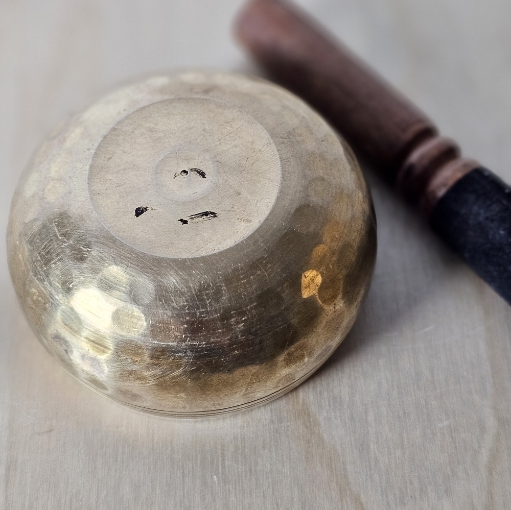 Tibetan 3 Inch Singing Bowl For Yoga,Meditation,Sound Healing - Picture 5 of 6